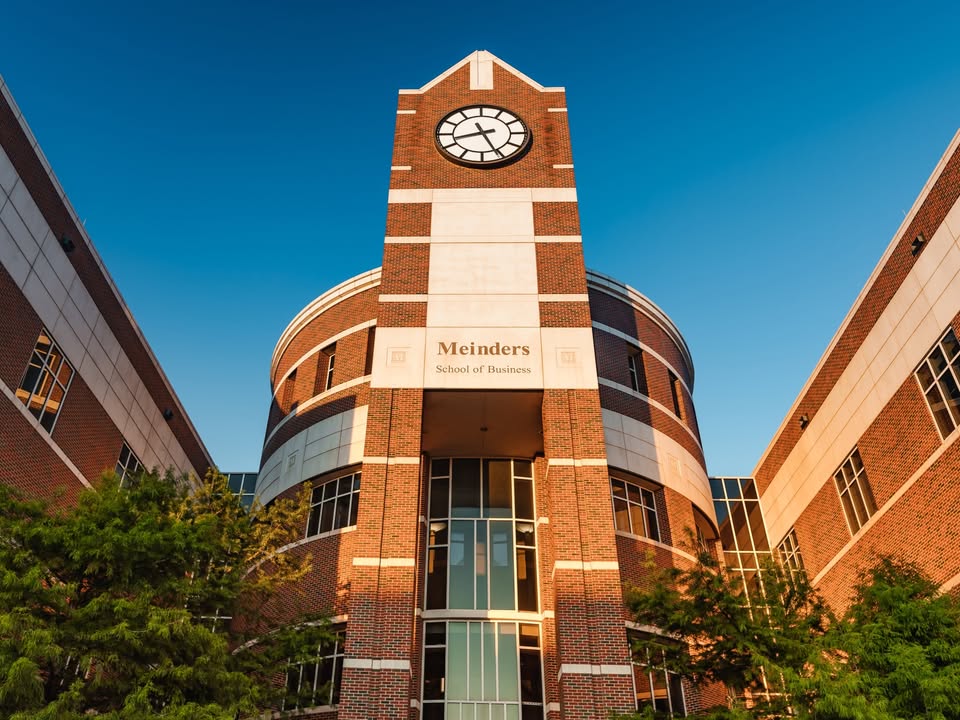 OKCU's tweet image. Think you don’t have time for an MBA? Think again!

Built with flexibility and affordability, OCU’s accelerated online MBA is designed for you.

The next start date is Jan. 12—apply here: okcu.edu/mba.