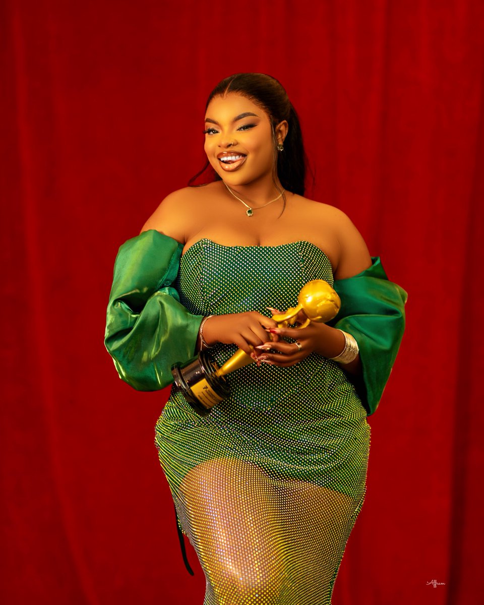 Rosey_ok's tweet image. SOCIAL MEDIA INFLUENCER OF THE YEAR!  
Highest ROK!🤭