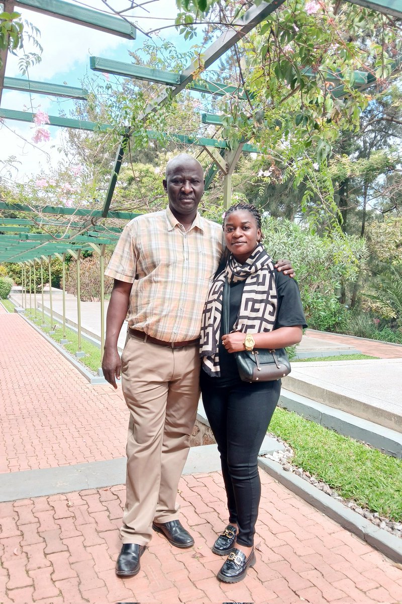 Le Mémorial du Génocide de Kigali

Ce 28 Novembre 2025, j'ai pu #visiter le Mémorial du #génocide de Kigali, un lieu emblématique où sont gardés différents souvenirs dédiés aux victimes du génocide ayant eu lieu en 1994 dans la République Rwandaise.