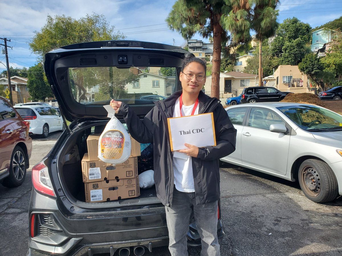 thaicdc's tweet image. We’re grateful to LA County Supervisor Hilda L. Solis for contributing 15 #Thanksgiving turkeys to our community distribution efforts. Thanks to her office, 15 families enjoyed a traditional holiday dinner with their loved ones. #HolidayCheer #TurkeyGiveaway