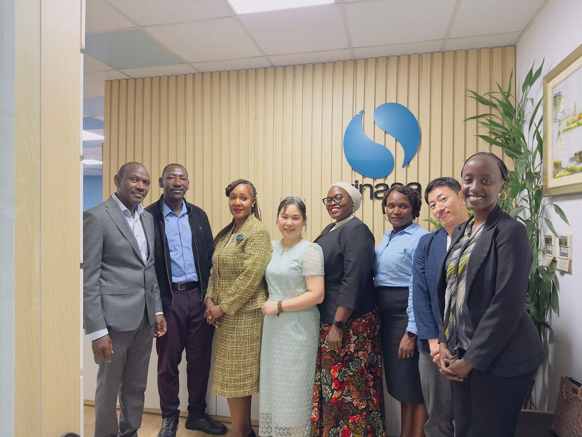 The Ugandan delegation is currently undertaking a study tour in Vietnam to benchmark successful ICT initiatives and explore potential collaboration opportunities. The team is comprised of officials from <a href="/MoICT_Ug/">Ministry of ICT&NG</a>, <a href="/UICTug/">Uganda Institute of Information & Comm. - UICT</a>, and the representatives from Private Sector.