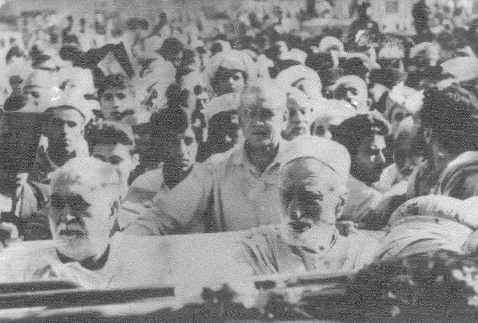 ھم ھغہ کاروان رسېږي تر مرامہ
چي رھبر یې پہ نامہ اودول سمد وي
#TributeToKhanShaheed