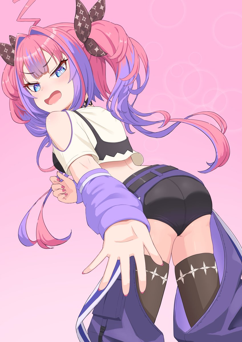 💅✨「コラー！どこ見とんねーん！」

#ヴィヴィメイク