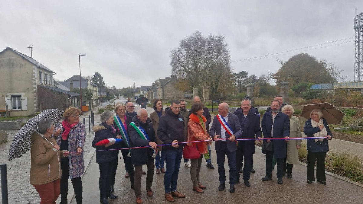 Image de Préfet des Côtes-d'Armor - ✂️🇫🇷 Véronique Moreau, sous-préfète de #Dinan, a participé à l'inauguration des travaux d'aménagem