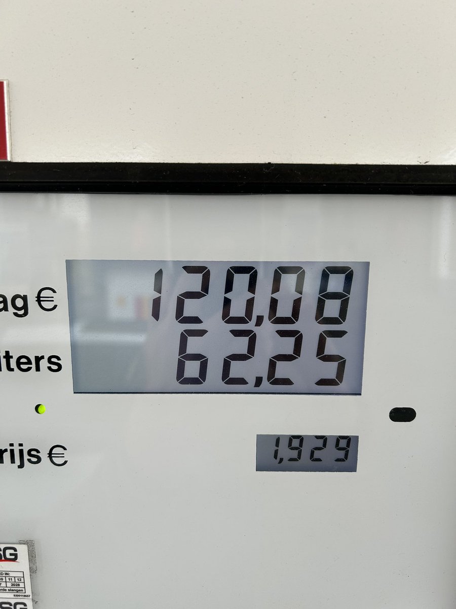 Went to Holland to pick up this car and take it to Dnipro for <a href="/Eyes_On_Ukraine/">🇺🇦EyesOnUkraine.eu🇺🇦</a> 
My 21st car for Ukraine!!
9th this year!
If anyone’s in a Xmas spirit, then I’d welcome a little help with the fuel! 🙏
I expect to fill up 2-3 times more as it’s 2.500 km!
🅿️aypal: drift127@gmail.com