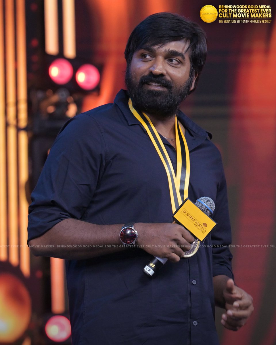 behindwoods's tweet image. The man of a thousand shades — charm, depth, madness, emotion… Vijay Sethupathi transforms every character into magic! 🎭🔥

#VijaySethupathi #MakkalSelvan #Pizza #96  #arasan #train #BehindwoodsGoldMedal #CultMovieMakers