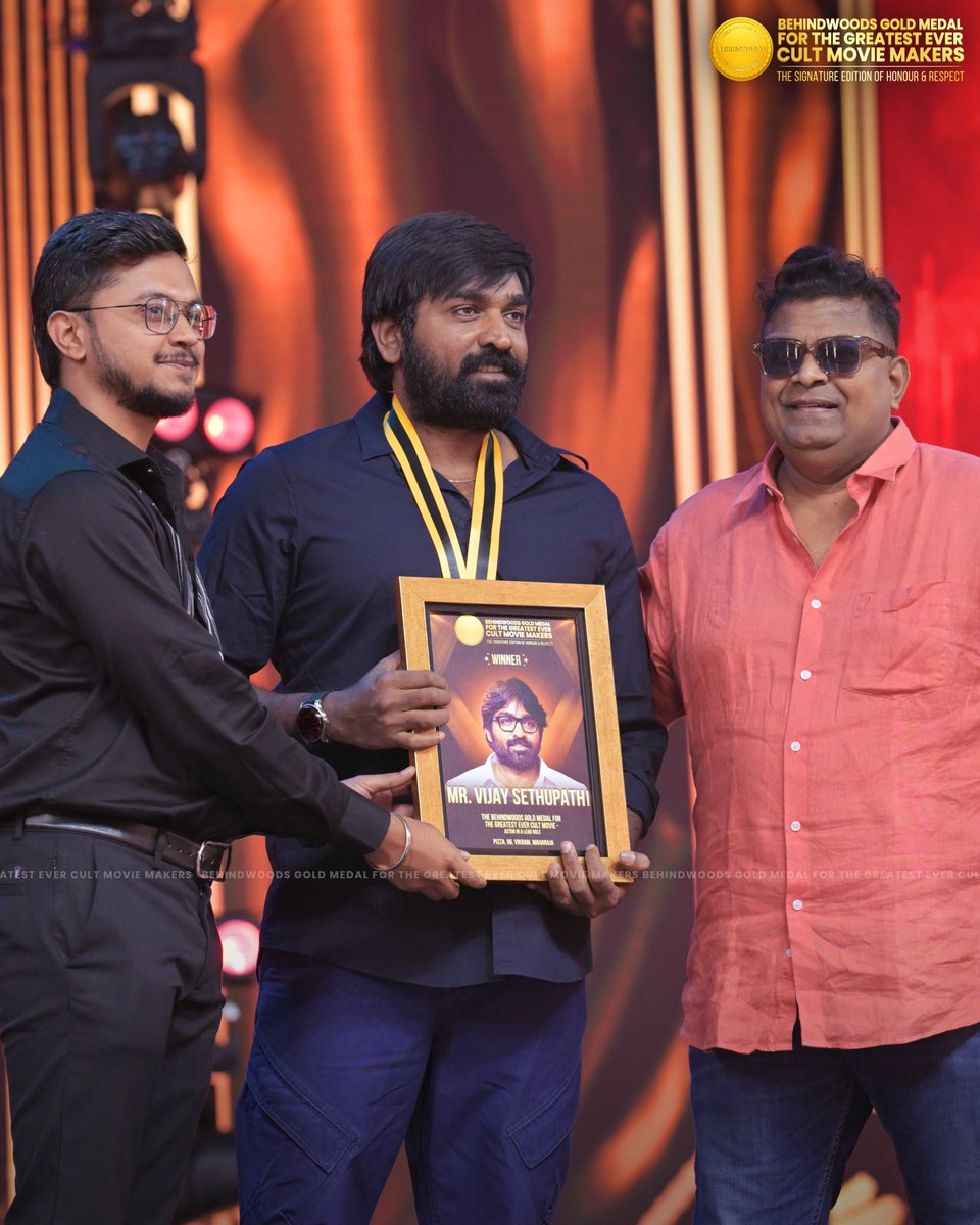 behindwoods's tweet image. The man of a thousand shades — charm, depth, madness, emotion… Vijay Sethupathi transforms every character into magic! 🎭🔥

#VijaySethupathi #MakkalSelvan #Pizza #96  #arasan #train #BehindwoodsGoldMedal #CultMovieMakers