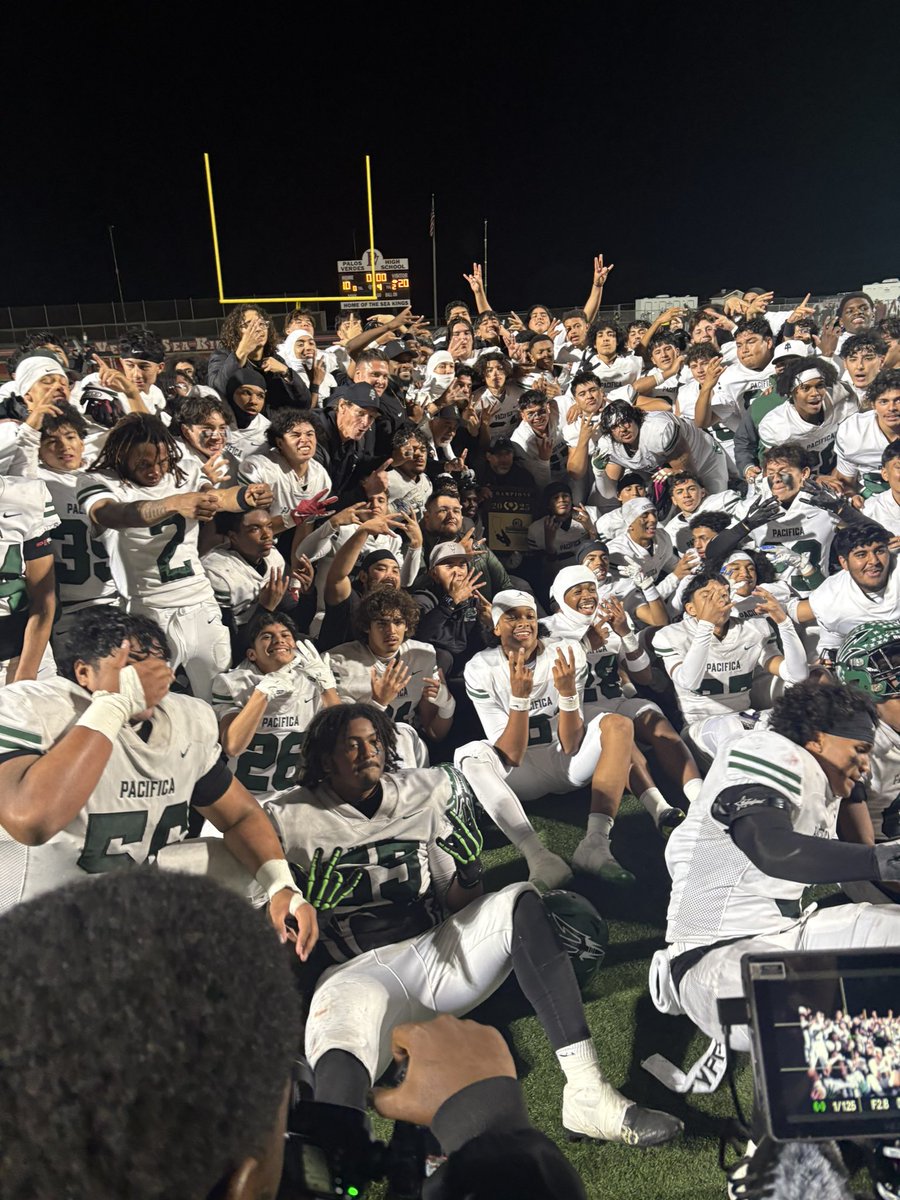 Coach Moon tweet media