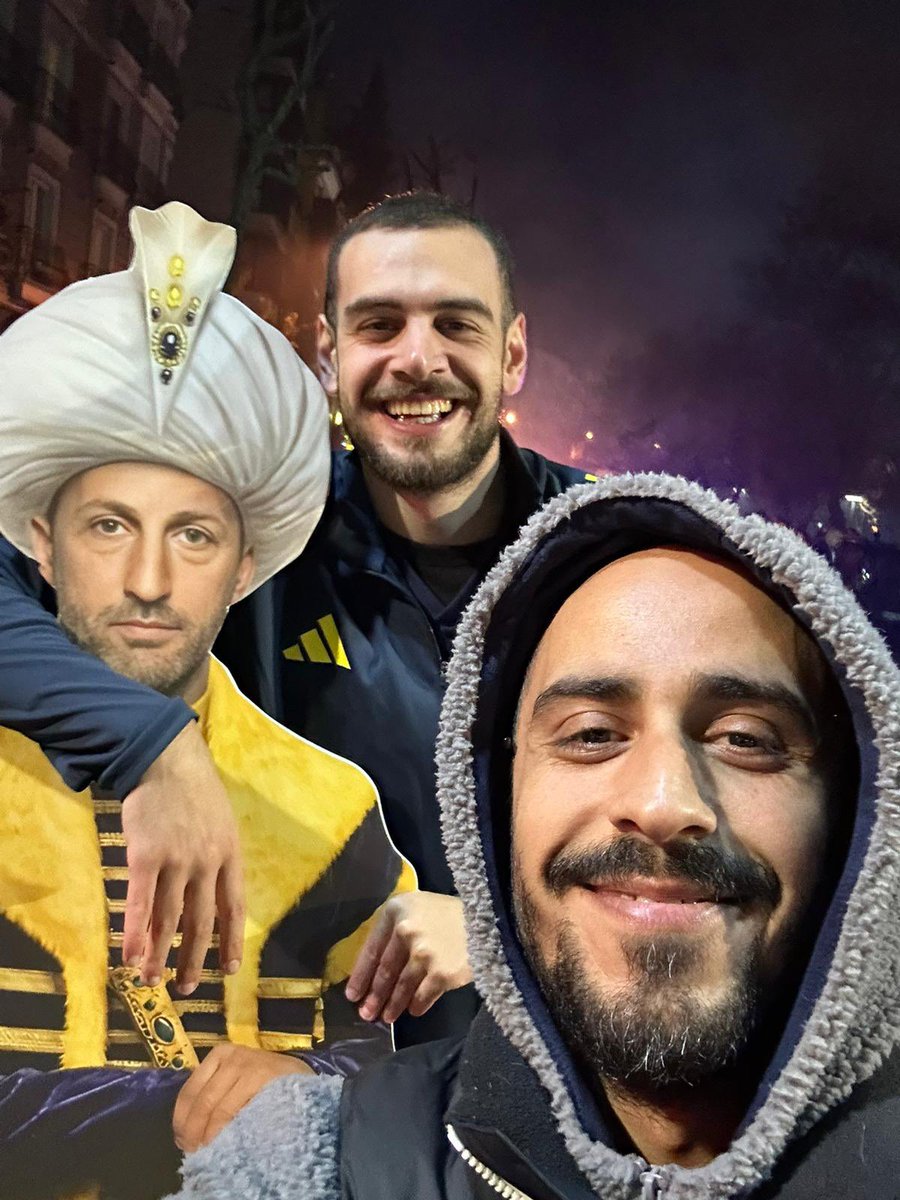 WodazAlp's tweet photo. 💛💙@halotheog https://t.co/4VrTYgSel0