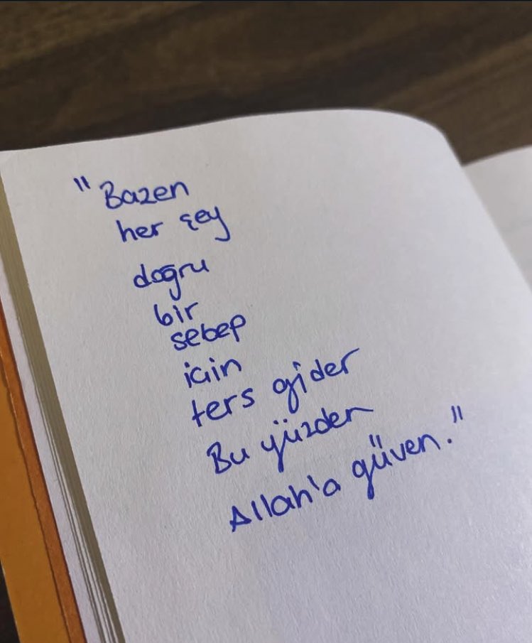 Monna Rosa (@ayaserenat) on Twitter photo 