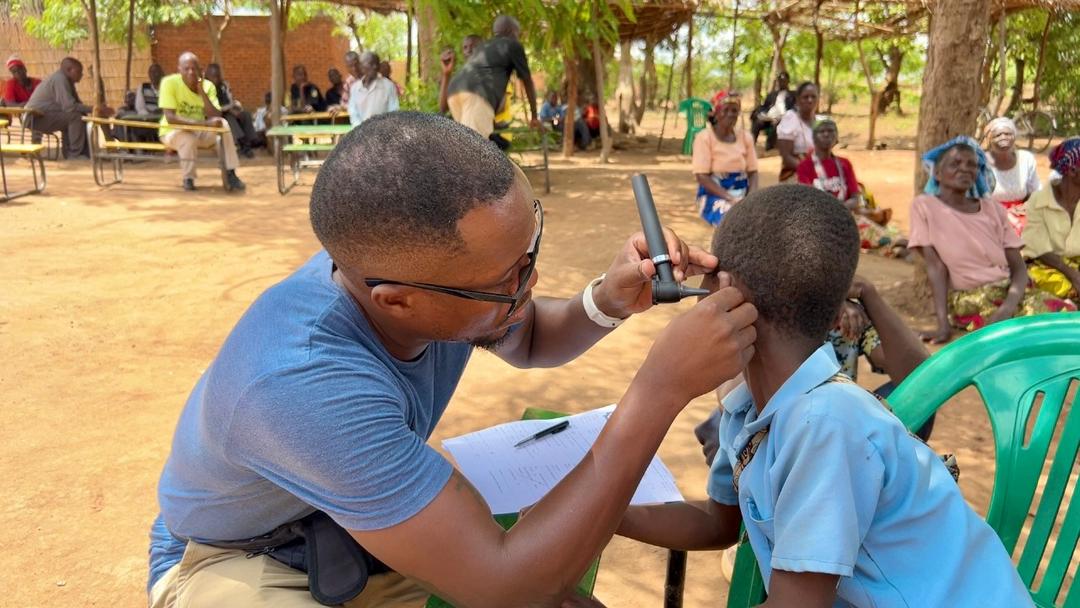 FountForNations's tweet photo. We touched lives &amp; restored hope in Dowa! 💙
70+ children received screening, treatment &amp; referrals across key therapies.
Thank you Dowa DHO, MACODA, our champions &amp; Ear Care Foundation.
Tomorrow: Kamjetcha, Mzimba South https://t.co/hJoB7WyasZ