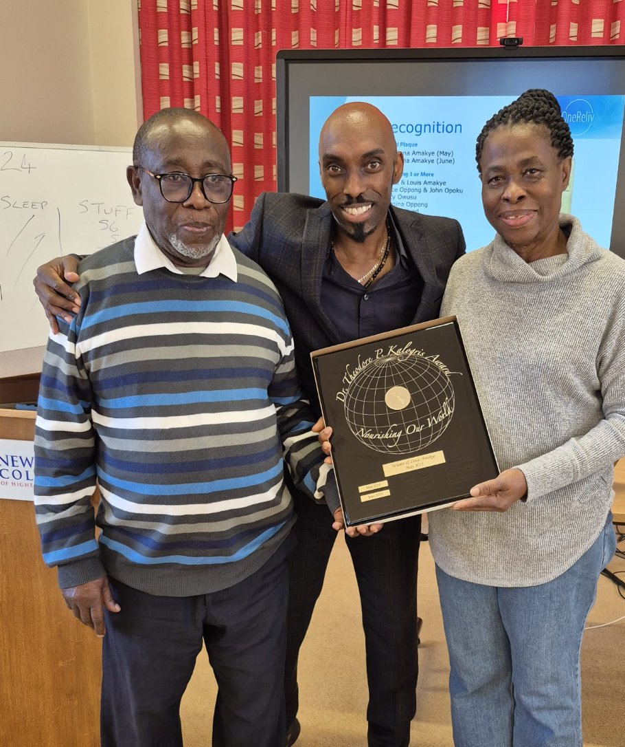 Jasons_Advice's tweet image. Celebrating Juliana &amp;amp; her hubby for crushing it with a Dr. Ted plaque by hitting 16,000 in volume in ONE month! Their drive means more donations to the Kalogris Foundation.
In just 4 months, Juliana soared to Senior Director. Talk about setting success on fire!🔥 #SuccessStories