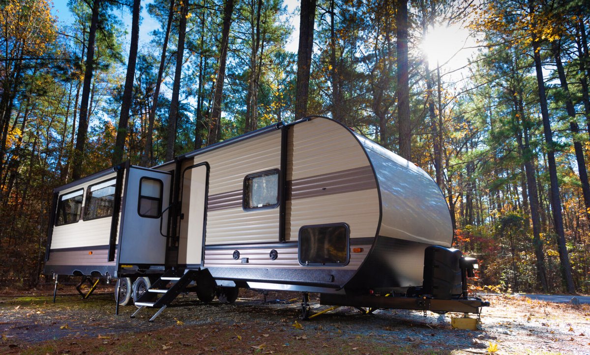 MidwesternTrvlr's tweet photo. Camp Close to It All – Oak Creek RV Resort and Campground offers access to urban and pastoral luxuries alike 👉 https://t.co/KZnbTv1bjJ https://t.co/A0m2s8wEac