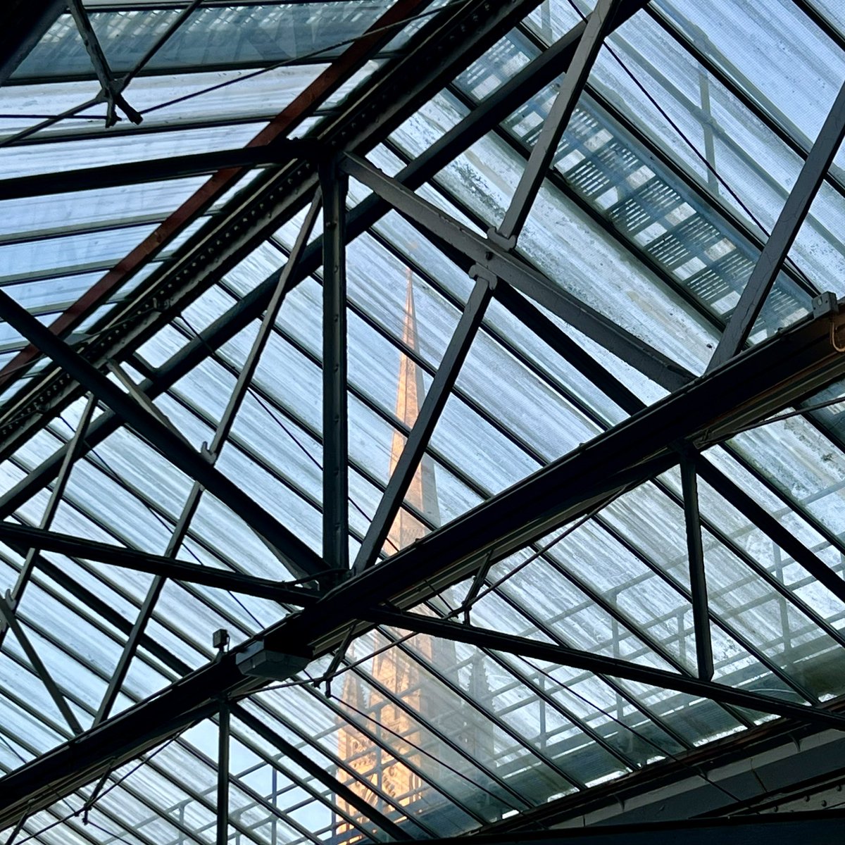 LizzieHelenMay's tweet image. #AlphabetChallenge #WeekWforWindows #blueMonday #AllMetalMonday