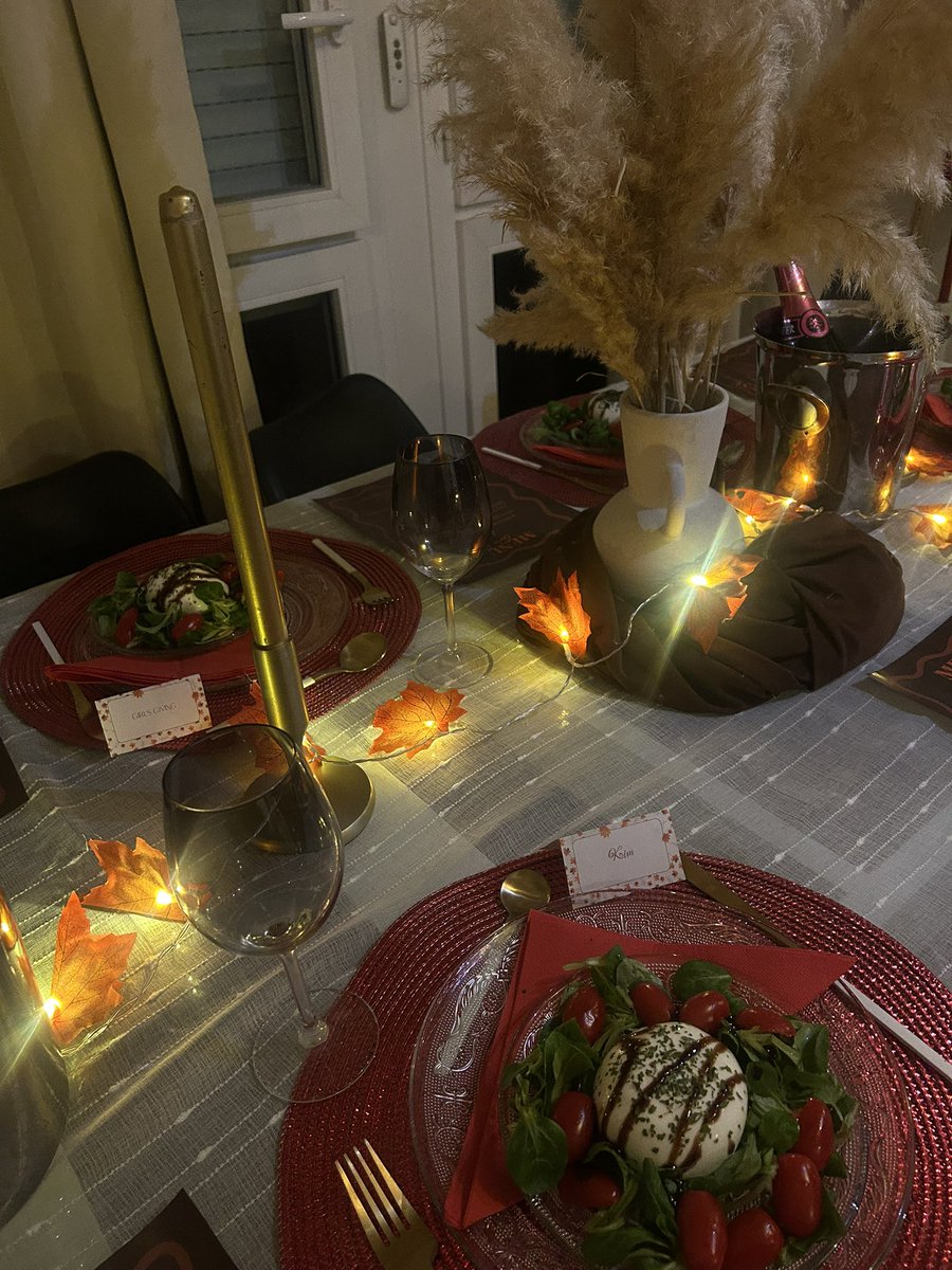 NORA ☆🐝 tweet media