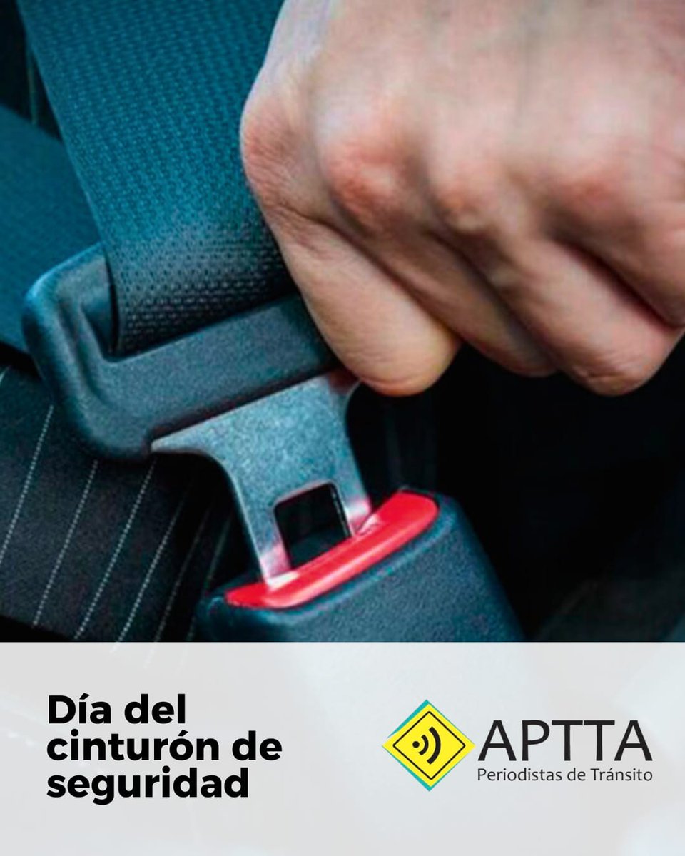 #PeriodistaDeTránsito tweet media