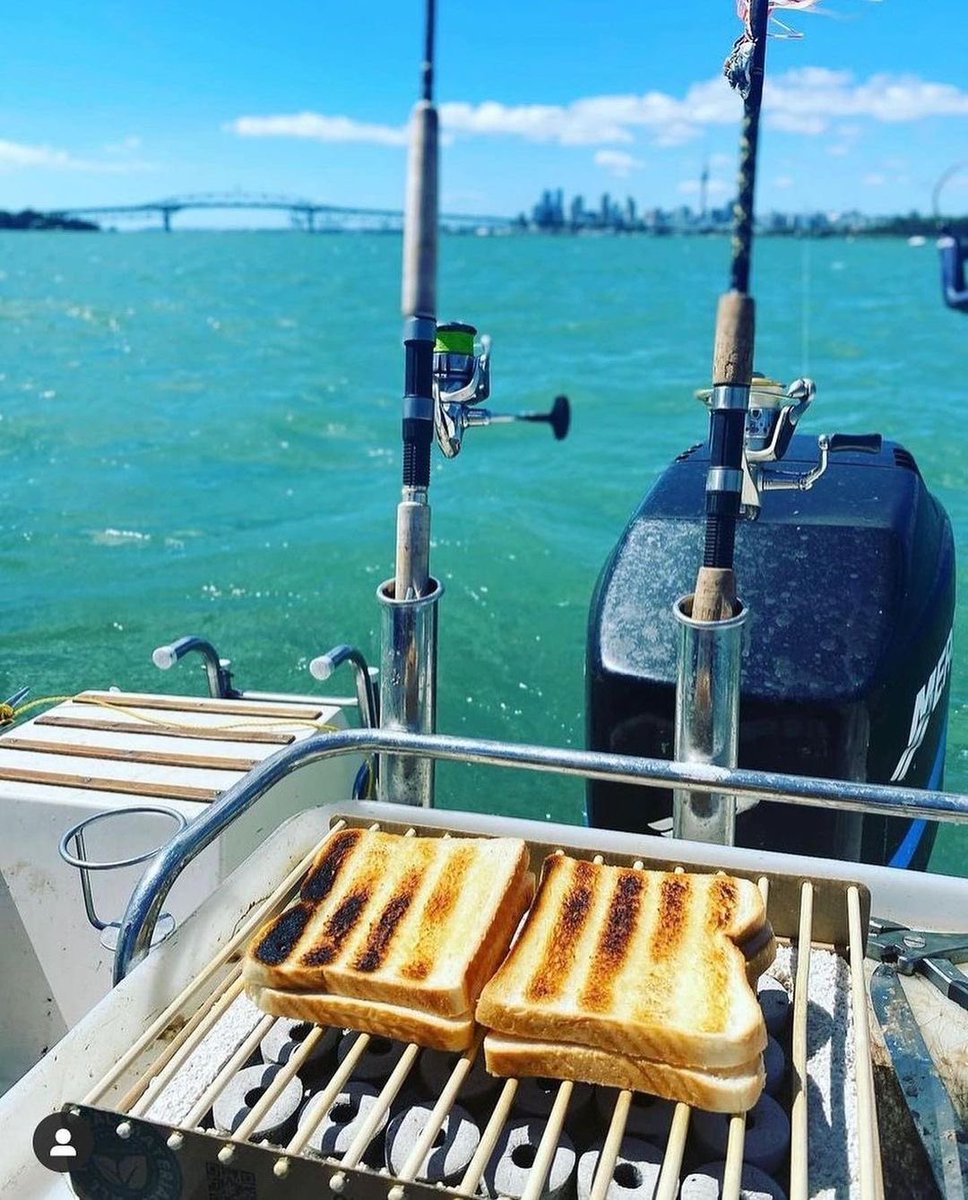 We love fishing and grilling 🎣 🐟 But first we got a toast 😉

#casusgrill #ecofriendly #gogreen  #getoutside #freshairandfreedom #adventure #ecofriendlyproducts #fishing #outdoorcooking #chooseabetterfuture
