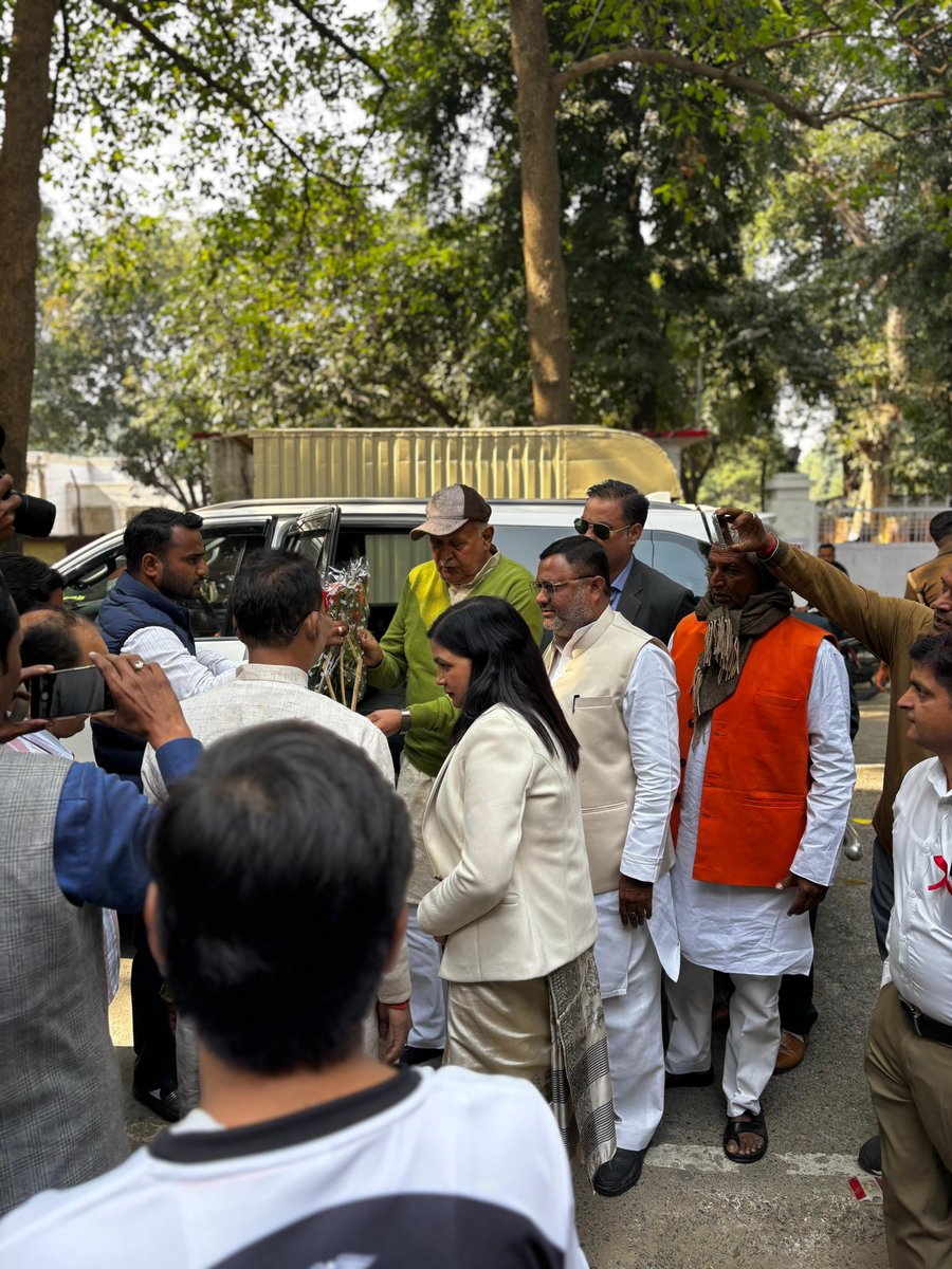 Inaguration of annual sports and cultural events Medi-Syn3 by honourable Agriculture, agricultural education and agricultural research today .The event was under guidance of honourable Principal mam Dr Rajni 
.The events started with full zeal today at stadium
<a href="/MeUPGovt/">Medical Education Uttar Pradesh</a>
<a href="/dmdeoria/">DM Deoria</a>