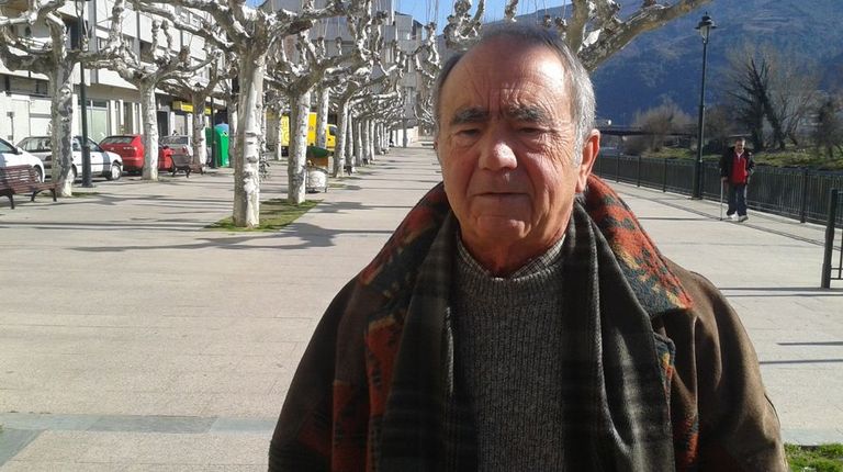 O sábado pasado finou, na súa casa do Barco de Valdeorras, Carlos Blas.

Ferroviario nado en Madrid viviu dende moi novo no Barco, onde desenvolveu toda a súa vida sindical e política.