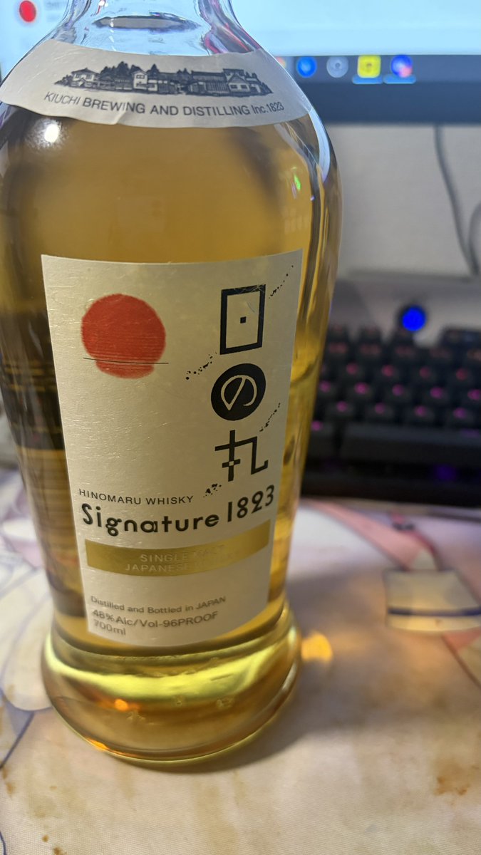 히노마루 시그니처 1823 마셔보는데 괜찮네... 와인느낌 없지않아있긴한데