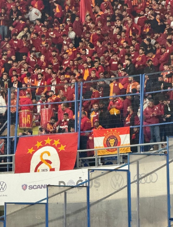 Chobani Stadyumu'nda Galatasaray Tribünü