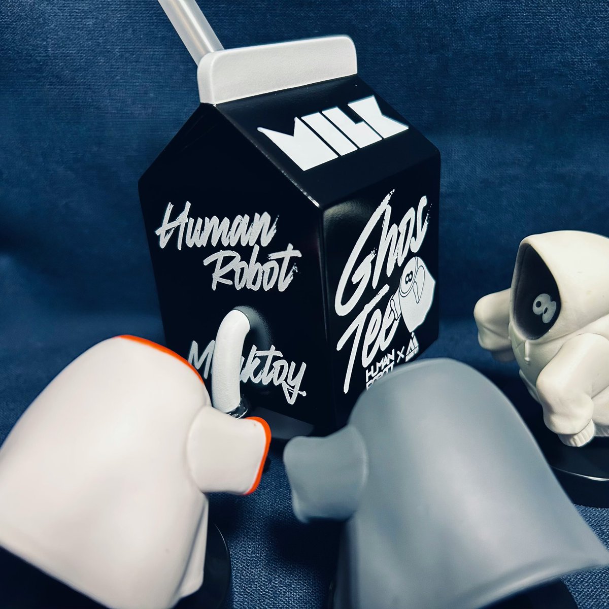 MUUK先生のジュースパックボーイ ミルクパックHUMAN ROBOT先生コラボ