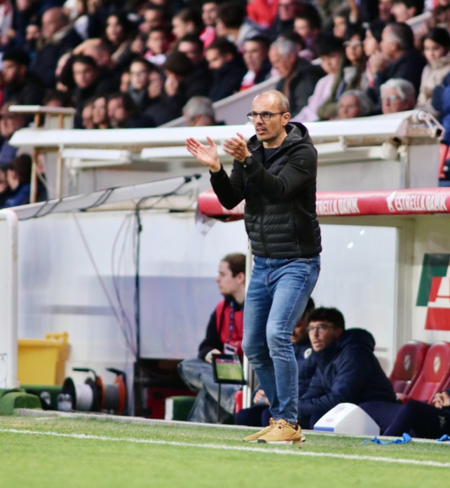 SerDepAlicante's tweet image. ➡️#Programa  (01/12/25)
/¿Cuánto ha mejorado el @cfhercules desde la llegada de Beto?
/Ya marcan los delanteros
/¿Está el equipo de pretemporada?
Opinan:  Carcelén, @DoloLpez , @jmvp29, @enfermodefs @VicenteCutanda y @pedroavera /
🔊 cadenaser.com/audio/ser_alic…