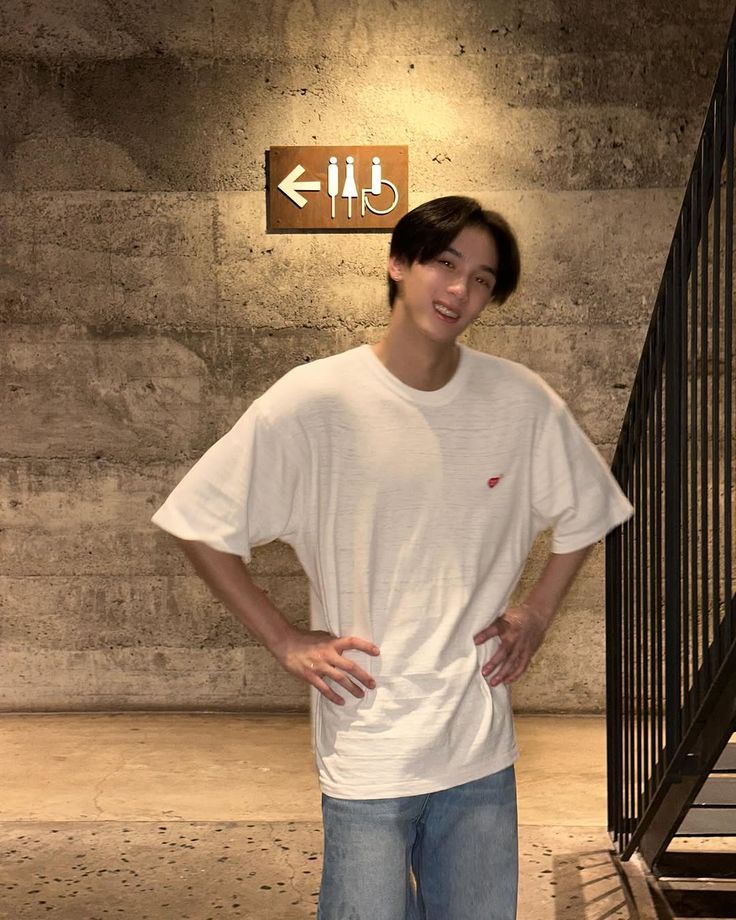 zxbby3's tweet image. — Java as Jenandra Sakala.
 
&quot;heyyow, nama gue Jenandra biasa di panggil jenan. yapping 24/7 DAN MENGELUH 24/7. Gue suka ngeluh, gue suka ngeluh, gue suka banget NGELUHHH. karena semua kyk syibauu&quot; — Jenandra.