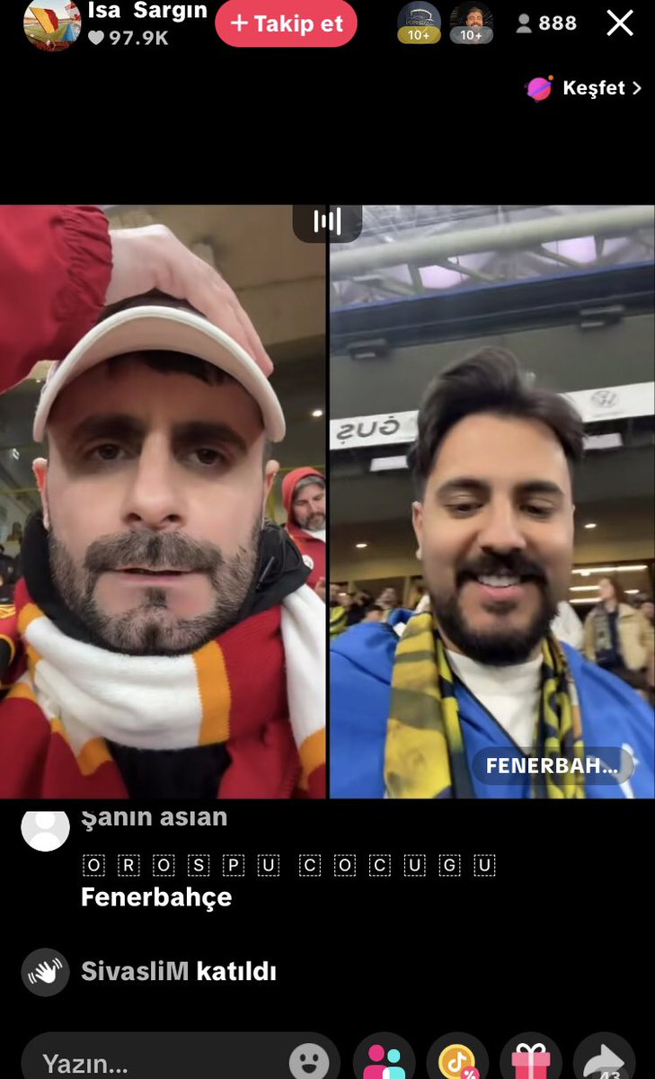 Adamlar tribünden tiktok yayını yapıyo nefes kalmadı amk