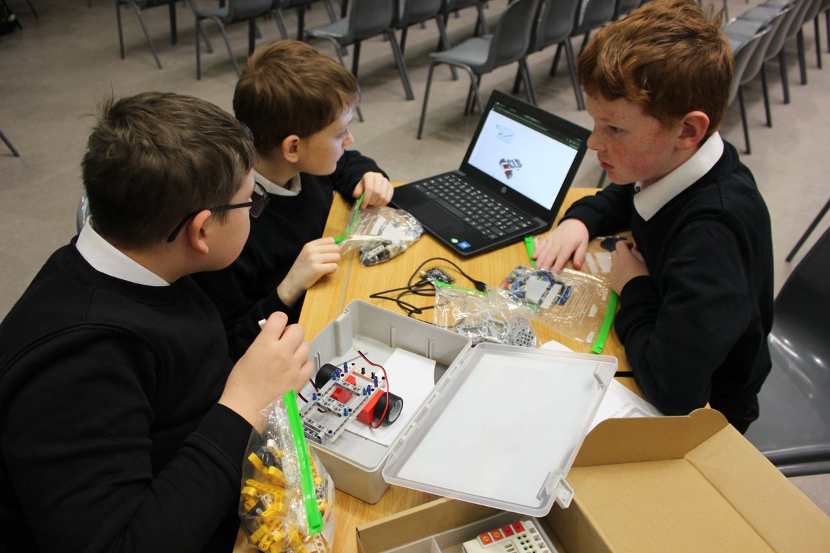 CHS_BusComp's tweet image. Today was our first heat of the S1 Robot Olympics!
Pupils were asked to build, program, and test their robots to move from a starting point to a finishing point. All teams managed it, but our session winner from 1.9 built an amazing scorpion robot.
@BigBangUKSTEM  @_EngineeringUK