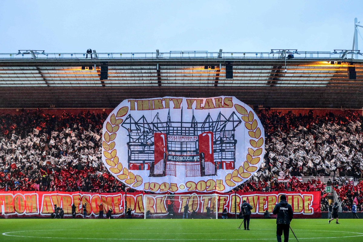 ropetasklimited's tweet image. Proud weekend for the Rope Task team. Two monster Tifos lifted - one at Middlesbrough, one at Villa.

Have an upcoming event setup? Speak to us. 
ropetask.com

#PremierLeague #EFL #MFC #AVFC #Tifo