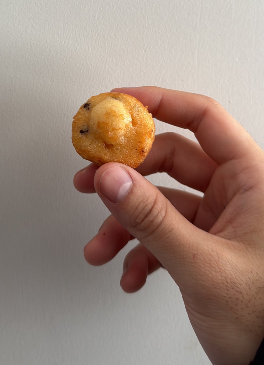 corruptedcells's tweet image. Is it me or little bites got smaller???