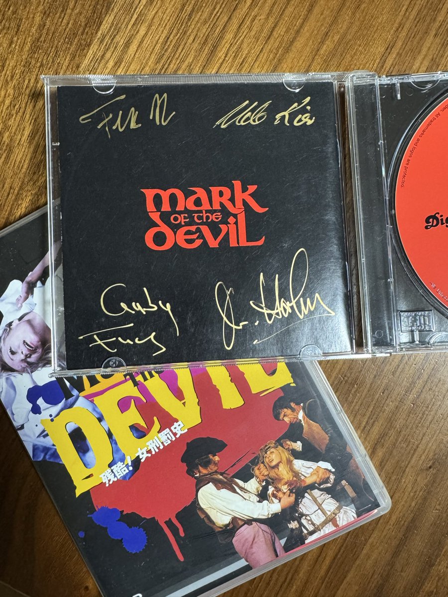 → 公開何十周年記念だかの限定発売主演俳優4人のサイン入りサントラCD