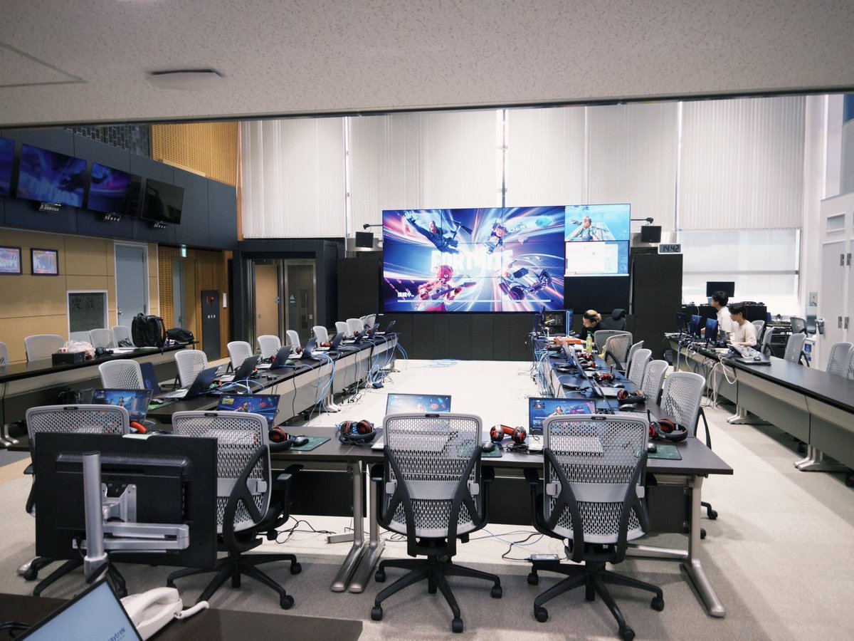 dorospect79k's tweet photo. まだフォートナイト部門が設立される前お声をかけて頂き幾度となく面談を繰り返した末に初めてプロチームに加入してお仕事で長野に行った経験は一生忘れません。
小田さんのことは人として最も尊敬しています。
本当にお疲れ様でした
#ODDPLAN https://t.co/a3yRsXs0lT