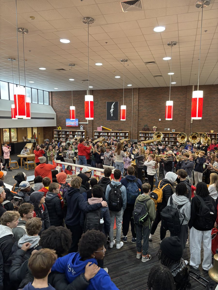 KHS Pioneers tweet media