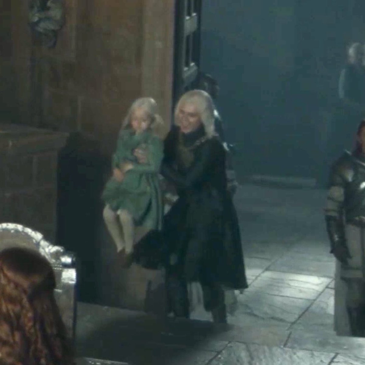 feydemie's tweet image. notice how the only times we&apos;ve seen him #genuinely happy was when he was preoccupied with his children ? but you go ahead and tell me how an omega should be involved with politics instead of this.