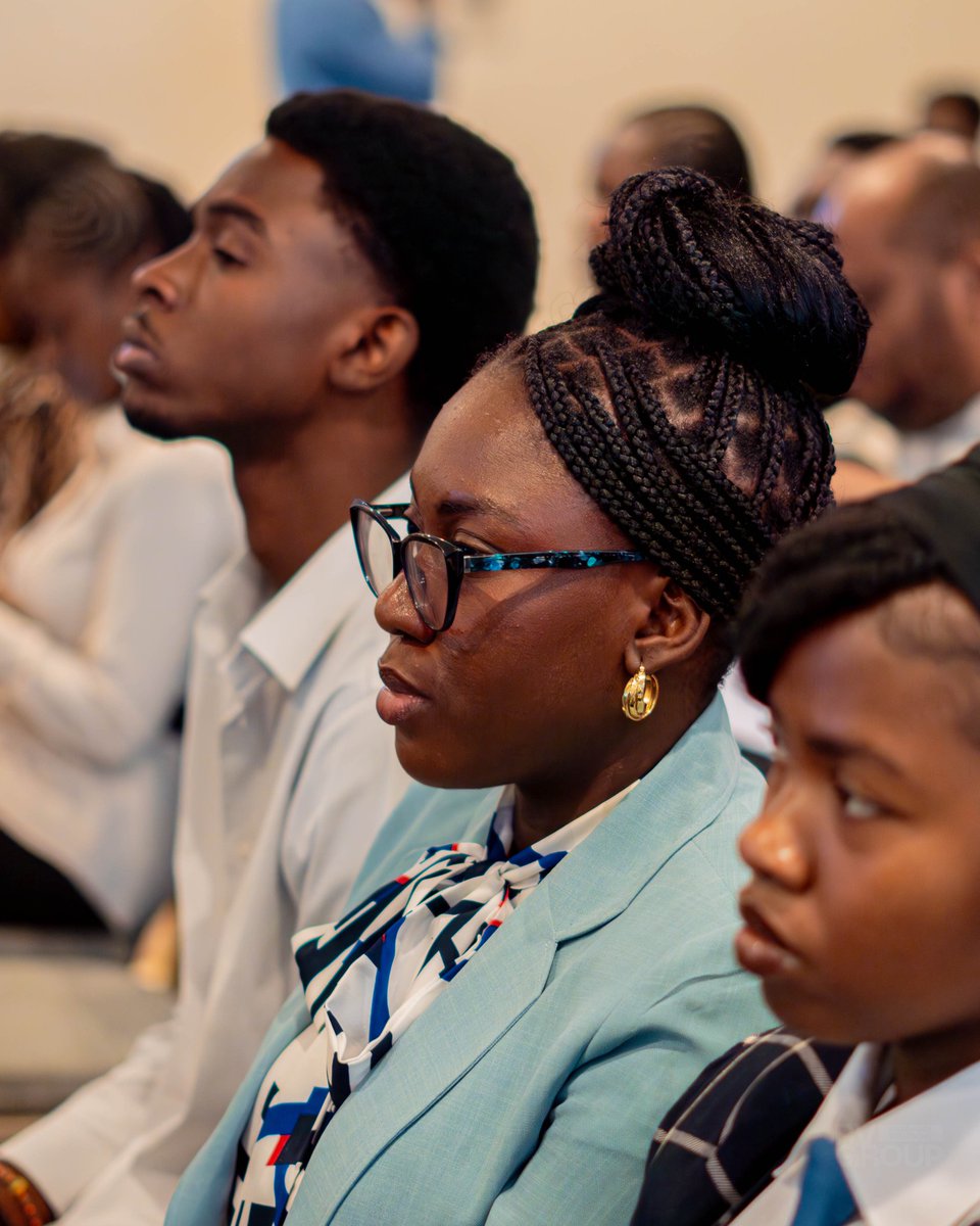 RANKONT-ÉDU tweet media