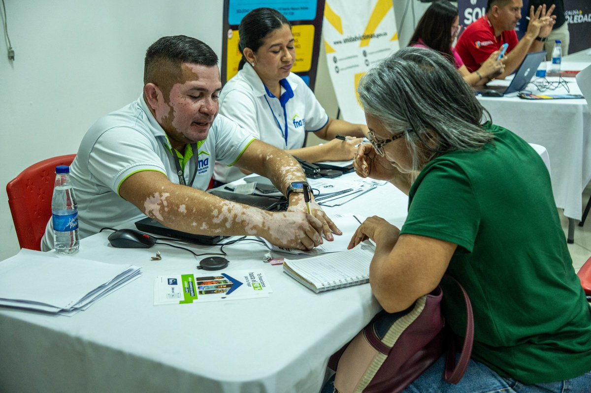 🏠 ¡Vivienda digna para 180 sobrevivientes del conflicto en Soledad!
Hoy dimos un paso firme hacia la reparación integral con la segunda jornada de orientación en subsidios de vivienda, junto a <a href="/UnidadVictimas/">Unidad para las Víctimas</a> 🤝
💬 Créditos preaprobados
📋 Asesoría para Mi Casa Ya y Casa Digna