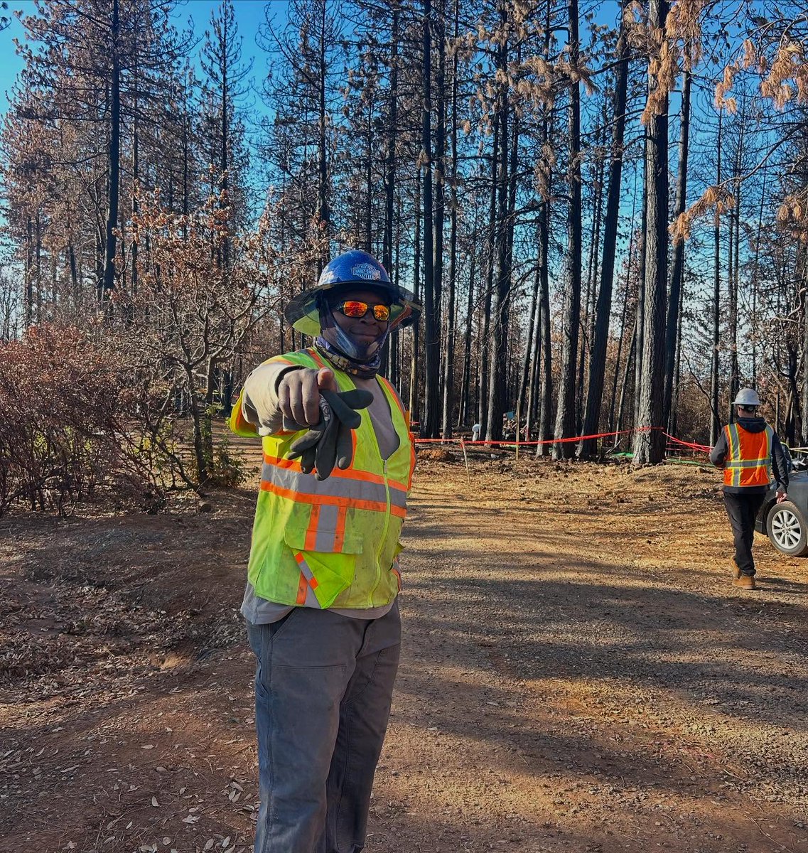 SSwldc's tweet photo. When you're in a union like LIUNA, you're never left guessing, you are guaranteed:
Solid safety ✅
Fair pay ✅
And respect on the job! ✅

#BetterInAUnion #FeelThePower #WeTheLaborers #Hardwork https://t.co/xH64EPlbhw