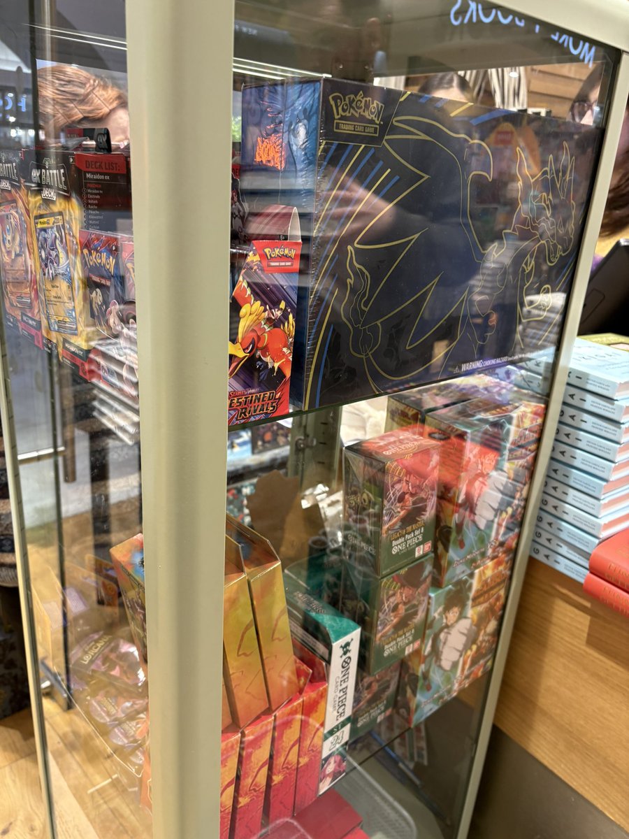 knivesteff's tweet image. @PokemonStockUK  UPC spotted at Waterstones Brentcross Shopping Center - also DR packs