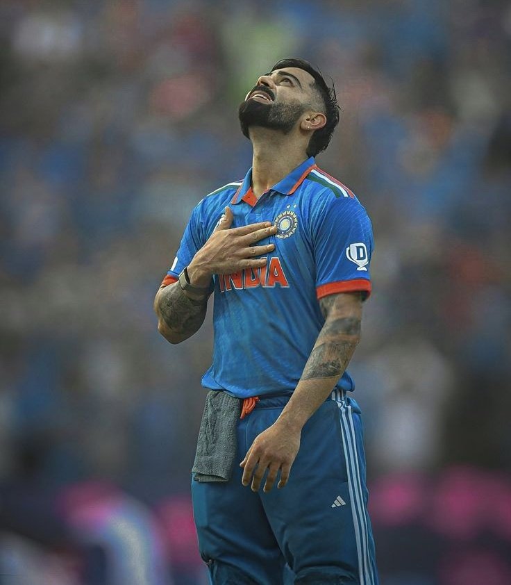 VarthurCitizens's tweet photo. Most ODI Centuries after 294 innings

⭕️ 52: Virat Kohli
⭕️ 33: Sachin Tendulkar
🔷️ 26: Ricky Ponting
🔷️ 25: Chris Gayle...see more https://t.co/N2infVBrmr