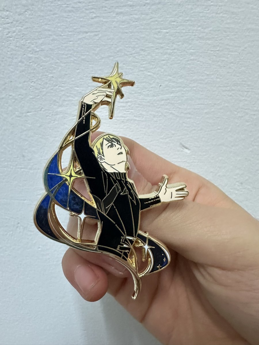 sveuhcb's tweet image. Tosca Fantasy丨Plushenko 05-06 short program
a metal badge I asked factory to customize. Based on p3