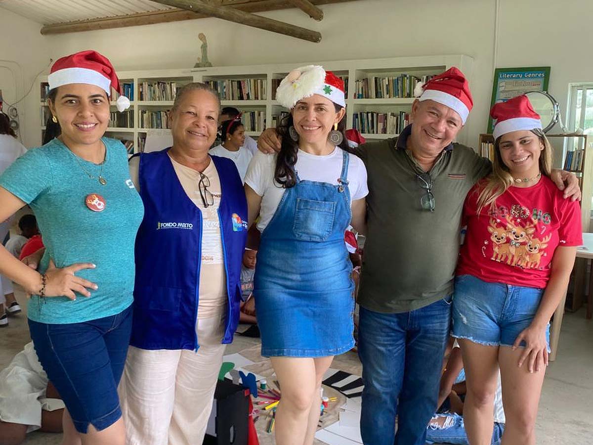 UniCecar's tweet photo. #CECAREventos Llevamos a cabo en la Biblioteca La Alegría el taller “Voces y Letras donde las historias cobran vida”. Esta iniciativa de extensión universitaria integró formación académica y compromiso social, acercando experiencias literarias y culturales a la comunidad de Tolú. https://t.co/t7D4yPYymu