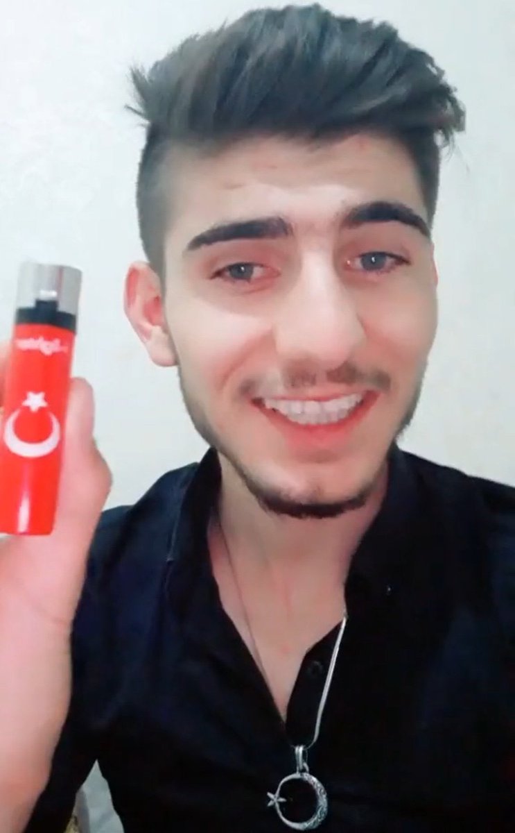 gulhatunmedya's tweet photo. Öncesi / Sonrası

Türk Milliyetçiliği ile prim yapamadı şimdi para için kürtçü gibi takılıyor. https://t.co/8rkLVse9yp