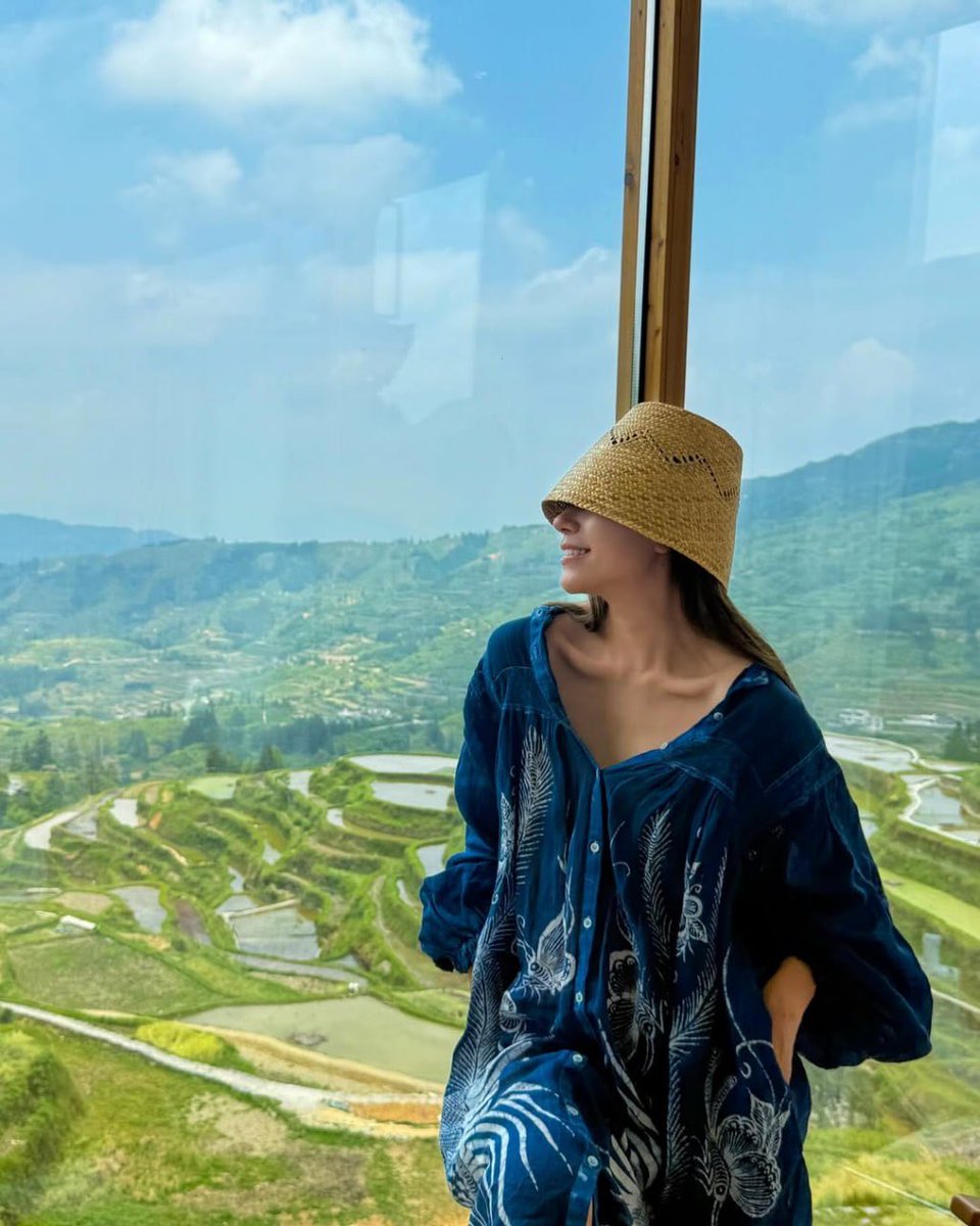 Linsarah1990's tweet image. Hier oben fühlt es sich an, als würde die Zeit langsamer laufen. Vielleicht braucht man so einen Ort, um sich selbst wieder zu hören. 
#Reiselust
#Seelenort
 #Reisefotografie