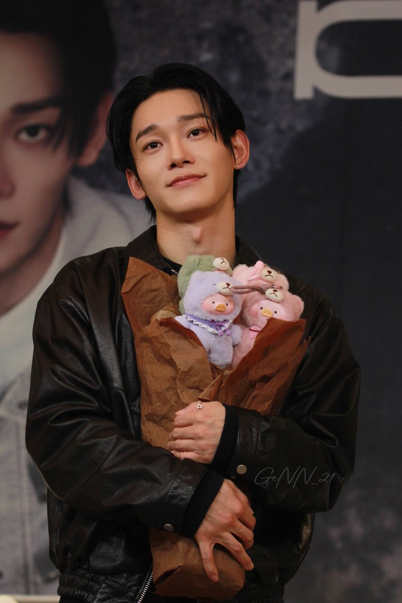 GeNN_CHEN21's tweet image. 251128
🦖🐷

#CHEN #첸 #김종대