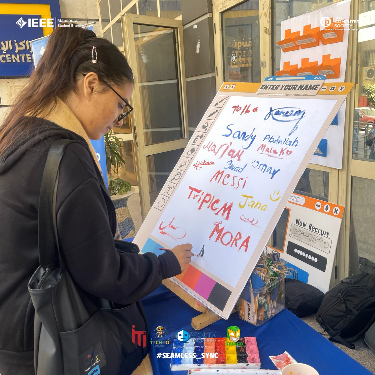 IEEEManSB's tweet image. Day Three Ended.

Shutting down for the day, final access point opens tomorrow.

#IEEE_ManSB
#IEEE_ManCSC
#Seamless_Sync