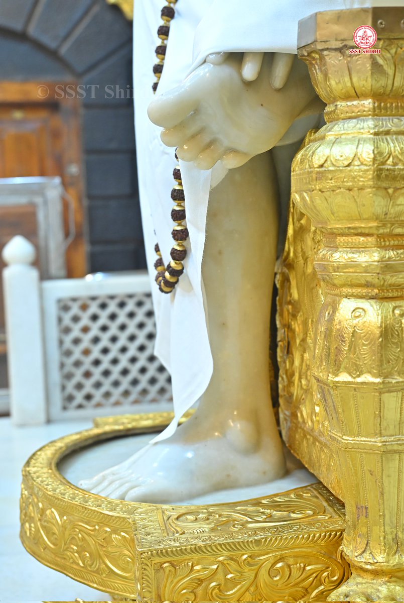 *!! ॐ साई राम !!*
*श्री साईबाबा संस्थान विश्वस्त व्यवस्था,शिर्डी*
*!! ॐ Sai Ram !!*
*Shri Saibaba Sansthan Trust, Shirdi*
≈≈≈≈≈≈≈≈≈≈≈≈≈≈≈≈≈ 
*आरती :-शेजारती*    
*सोमवार ०१ डिसेंबर* *२०२५*  
*Aarti :-Shejarti*
*Monday 01 December 2025*