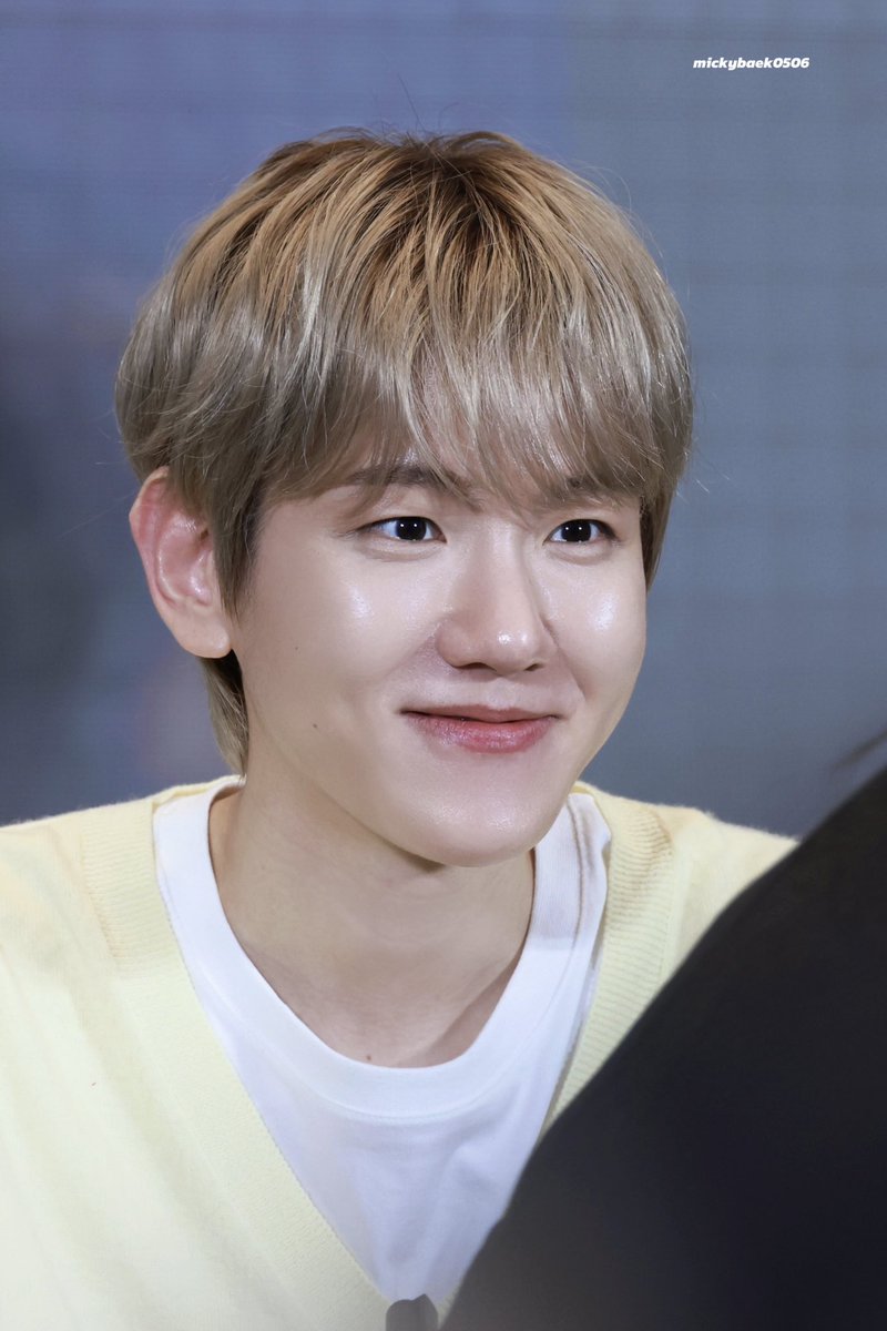 251129 YIZHIYU SHANGHAI
 #백현 #BAEKHYUN #ベッキョン