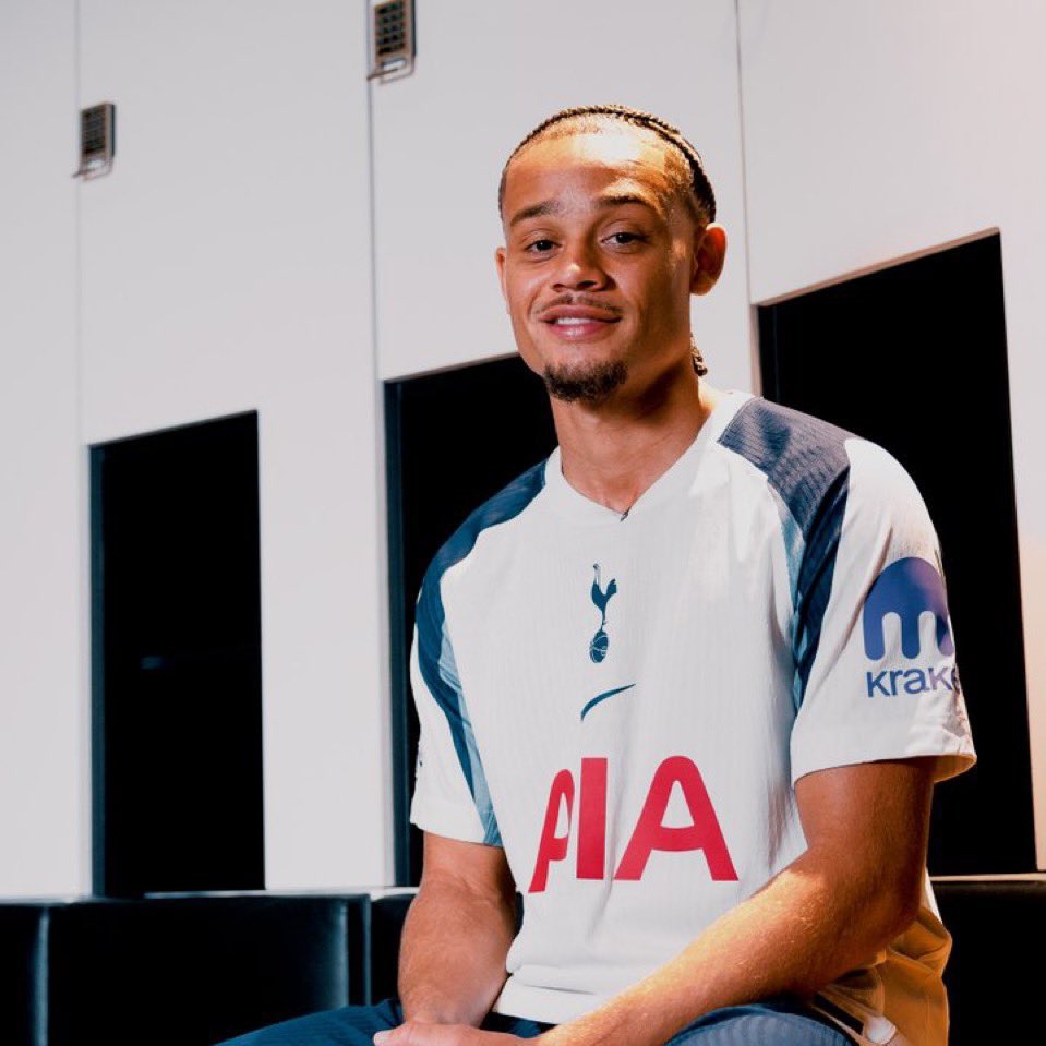 🚨 Xavi Simons has had 0 starts in the last 3 games.

Thomas Frank: “He just needs time to adapt. We signed him because he’s a top player and he’s training really well. Many players need an adjustment period in the Premier League.”